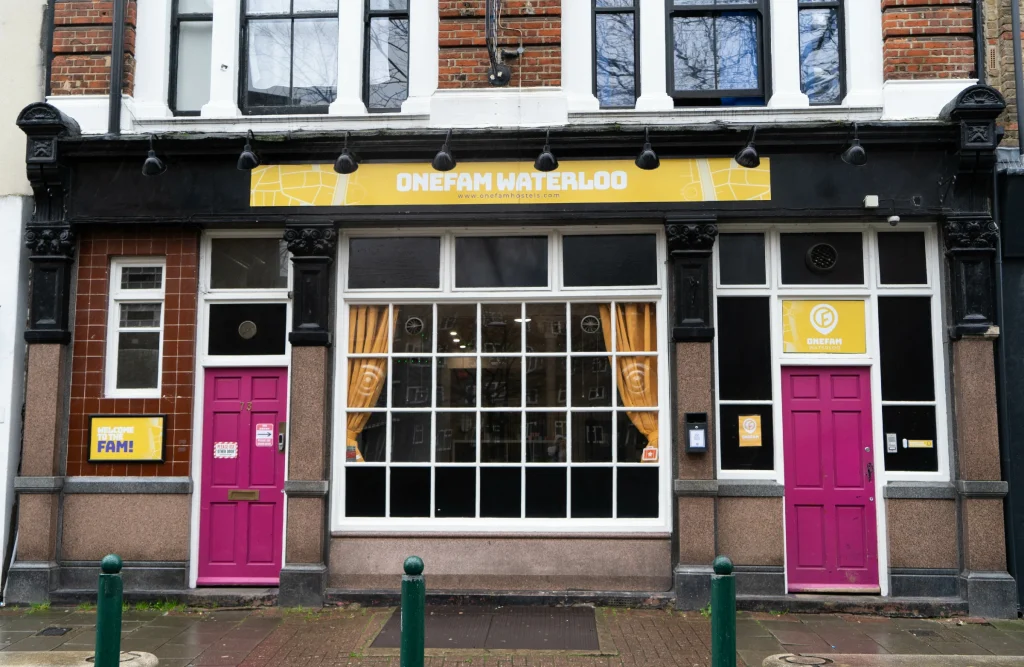 A Better Way to Plan Your First Evening in a New City